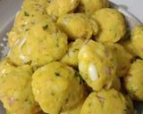 A picture of step 2 of Dal Kachori.
