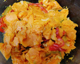 Foto del paso 3 de la receta: Tortilla de boniato con pimientos