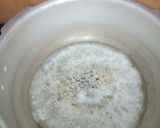 A picture of step 3 of Rice Upma.