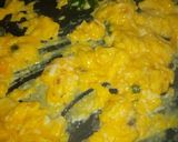 A picture of step 5 of White fried rice and shredded sauce.