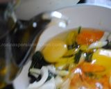 A picture of step 4 of Spinach and garlic-yogurt rolls.
