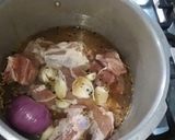A picture of step 1 of Beef Stock (Yakhni).