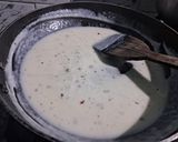 A picture of step 4 of Farfalle cheezy pasta with white sauce.