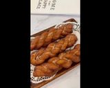 A picture of step 6 of Twisted Dough Pastry (Ma Hua).
