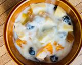 Hình bước làm 1 của món 💚 Sữa Chua Trộn Trái Cây Topping Chà Là Hạt Chia