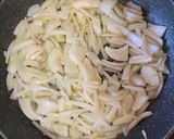 Foto del paso 3 de la receta: Solomillo strogonoff fácil