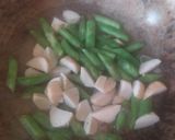 Foto langkah ke 5 dari resep Tumis Buncis Bakso.