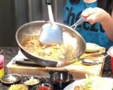รูปขั้นตอนการทำที่ 4 ของ ข้าวคลุกกะปิ Shrimp paste fried rice