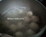 Foto langkah ke 2 dari resep Cilok (Isi Ebi Kriuk Bon Cabe & Sosis).