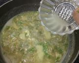 A picture of step 4 of Egg Drop Lemon Coriander Soup.