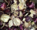 सिंघाड़े के छिलका की सब्जी (Singhare ke Chilka ki Sabzi recipe in Hindi) रेसिपी चरण 3 फोटो