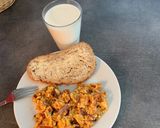 A picture of step 5 of Scrambles fried eggs.