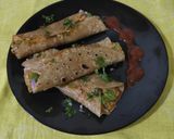 A picture of step 5 of Schezwan aloo roll.