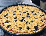 A picture of step 6 of Budget Blueberry Crumble Tart.