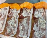 Une image de l'étape 7 de Roulés apéros au melon, jambon cru et roquefort.