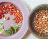 Foto langkah ke 2 dari resep Vegetable Salad With Peanut Sauce (PECEL).