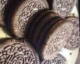 A picture of step 1 of Jems oreo truffle (party recipes).