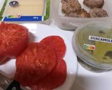 Foto del paso 1 de la receta: Entre-pa Solomillo de Porc Formatge Gouda semi amb guacamole y tomatiga