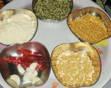झणझणीत डाळ भाजी(dal bhaaji recipe in marathi) रेसिपी स्टेप 1 फोटो 