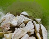 Foto langkah ke 3 dari resep Wedges/ kentang goreng.