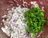 A picture of step 11 of Pav Bhaji.