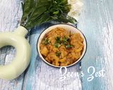 A picture of step 4 of White Parwal/Pointed Gourd Curry.