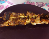 Foto del paso 5 de la receta: Brochetas de pollo/pavo con salsa de soja y miel