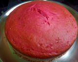 एग्गलेस स्ट्रॉबेरी केक(eggless strawberry cake recepie in hindi) रेसिपी चरण 8 फोटो