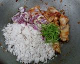 Foto langkah ke 5 dari resep Lawar Ayam Khas Lembata Gurih Seger 👍.