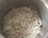 A picture of step 1 of Gobhi gosht /mutton with cauliflower.