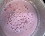 A picture of step 2 of Strawberry Shake.