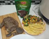Foto langkah ke 3 dari resep Simple Sirloin Steak.