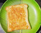 A picture of step 2 of Burnt garlic avocado sandwich.
