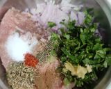 A picture of step 8 of Chicken kebab makhani pasta.