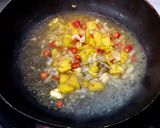 รูปขั้นตอนการทำที่ 4 ของ ปีกไก่บนทอดราดซอสสามรส