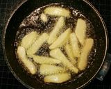 Foto del paso 5 de la receta Tiras empanadas de pollo marinado con manzana frita