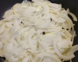 Foto del paso 2 de la receta: Papas a la crema con cebolla y champiñones