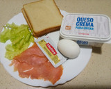 Foto del paso 1 de la receta: Mi sándwich de salmón con queso