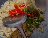 Foto langkah ke 7 dari resep Bihun Goreng Pedas.