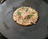 A picture of step 7 of Punjabi Missi Roti.