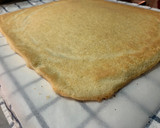 Foto del paso 6 de la receta: Tronco de Navidad relleno de crema de turrón