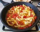 Foto del paso 9 de la receta: Pechuga de pollo con pimientos y sésamo