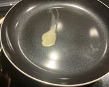A picture of step 3 of Crêpes.