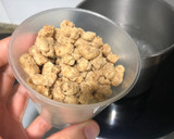 Foto del paso 4 de la receta: Pizza de masa quebrada con soja texturizada y champiñones 🍄