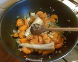 Tárkonyos krumplileves recept fázis 2 fotója