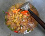 Foto langkah ke 3 dari resep Kikil pedas manis.