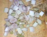 Foto langkah ke 2 dari resep Oseng Ikan Tuna.