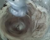 Foto del paso 5 de la receta: Cupcake de Chocolate amargo relleno de compota de naranjas y dec