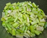 عکس مرحله 6 از دستور خورشت کرفس 🍲 celery stew