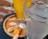 Foto langkah ke 4 dari resep Air Kelapa Kunyit.
